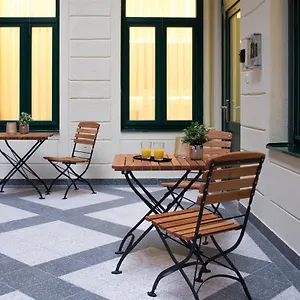  Apartment Brill